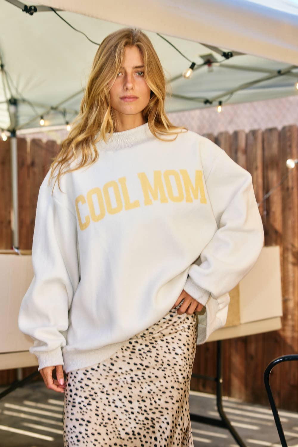 IT2594-MOTHER | 'MOTHER & COOL MOM' Reversible Sweatshirt